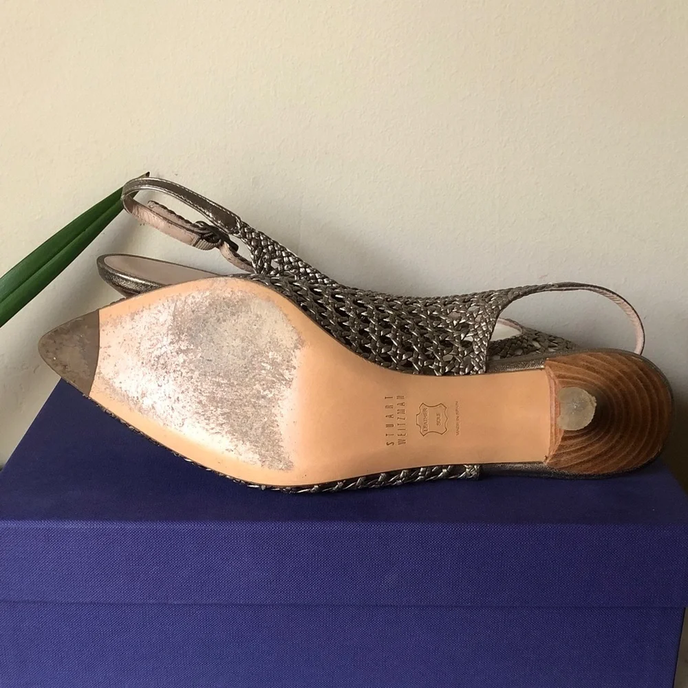 Stuart Weitzman Metallic Woven Slingback Kitten Heels in Gold
